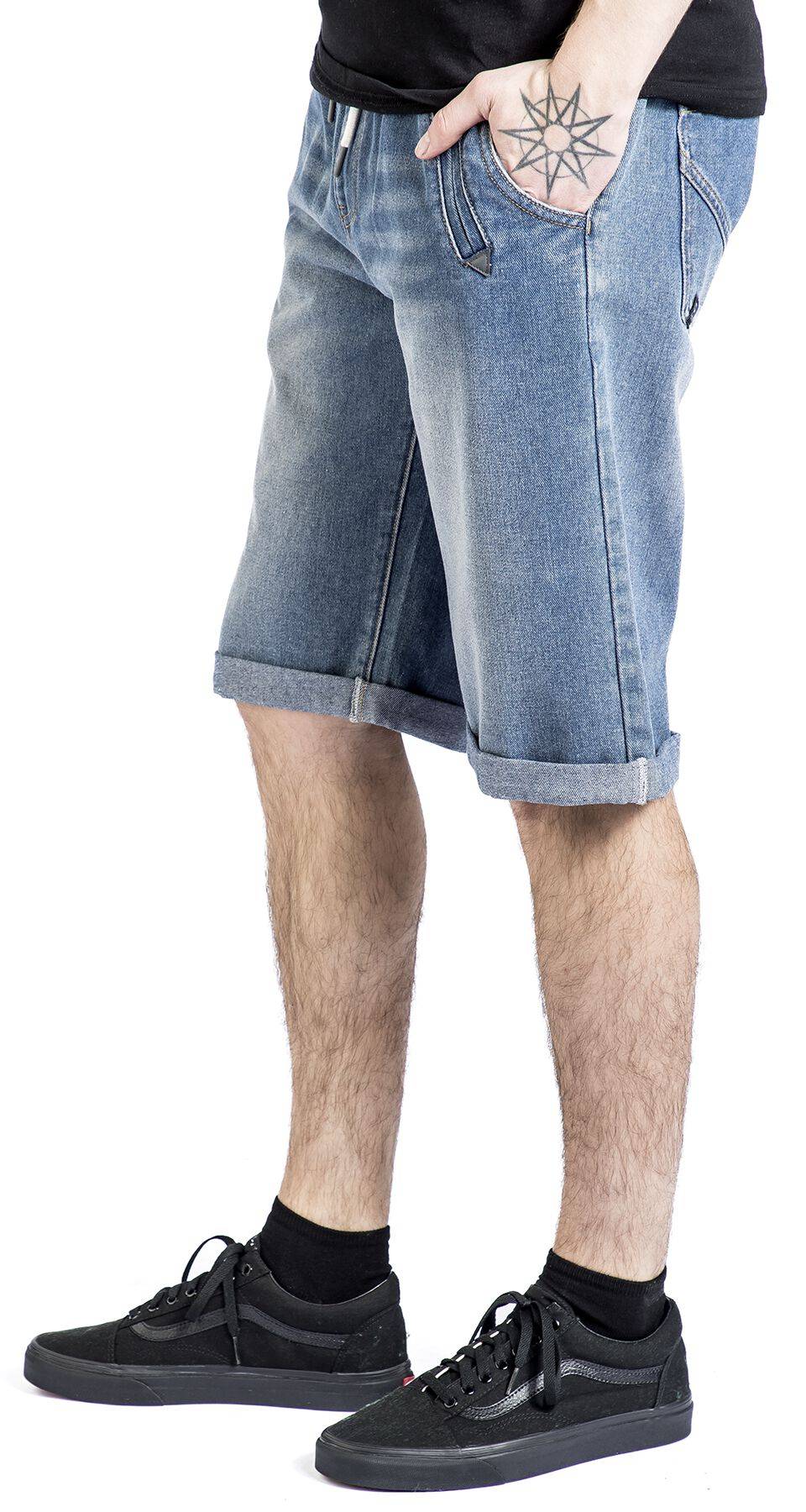 EMP Short Blau Von RED By EMP