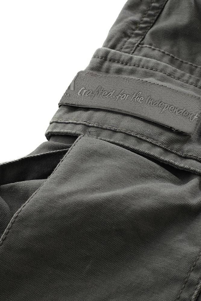 EMP Short Oliv Von Black Premium By EMP