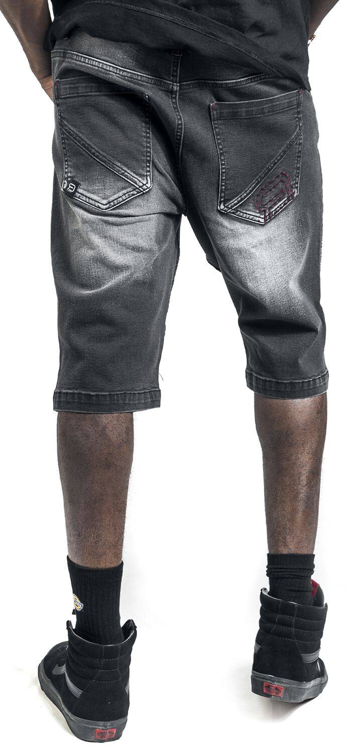 EMP Short Schwarz Von RED By EMP
