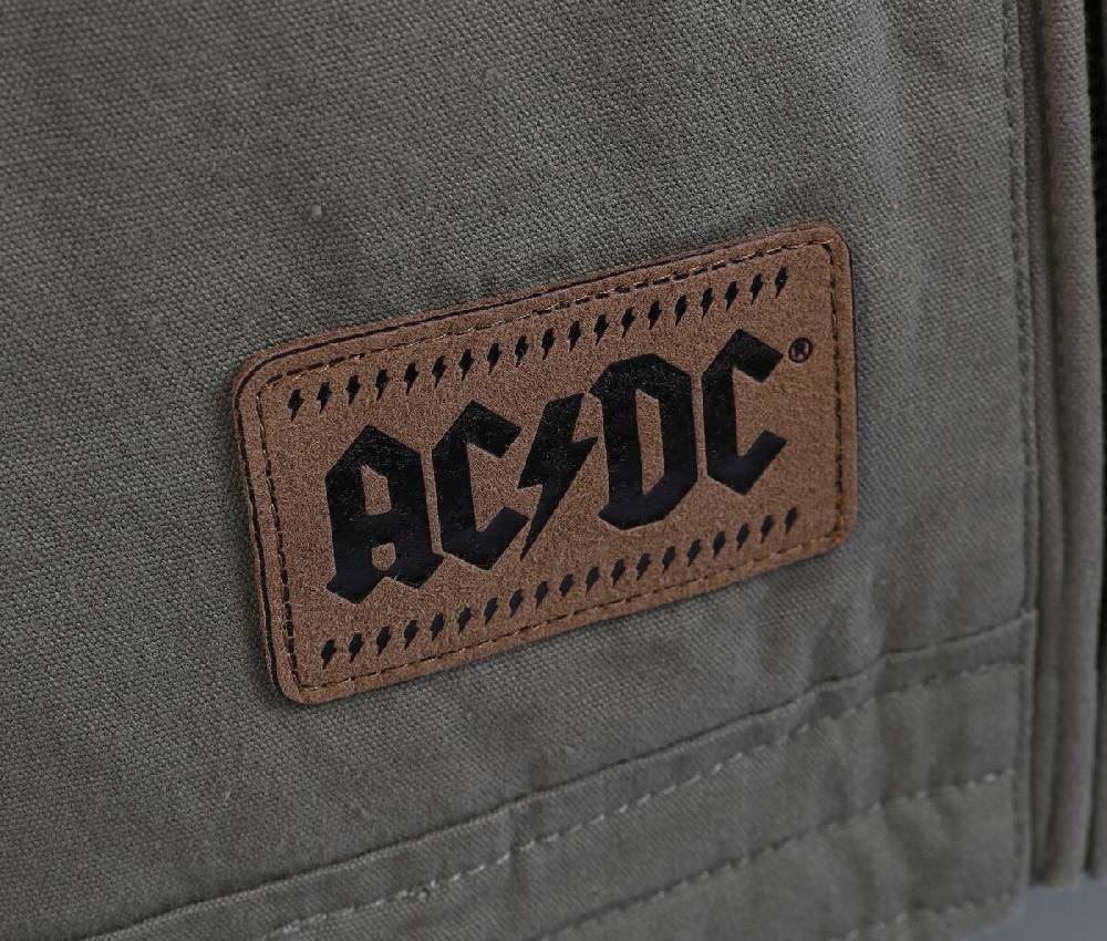 EMP "EMP Signature Collection" Winterjacke Taupe Von AC/DC