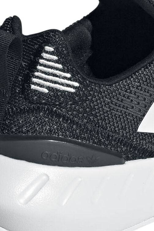 EMP "Swift Run 22 W" Sneaker Schwarz Von Adidas