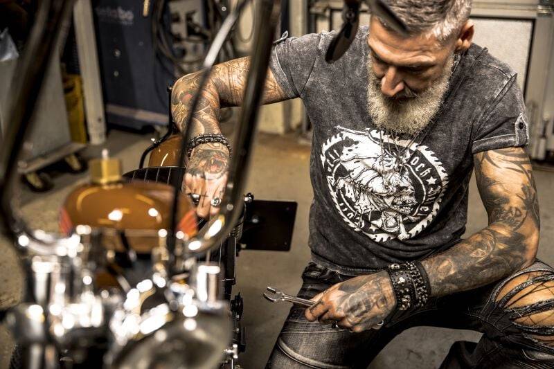 EMP T-Shirt Schwarz Von Rock Rebel By EMP