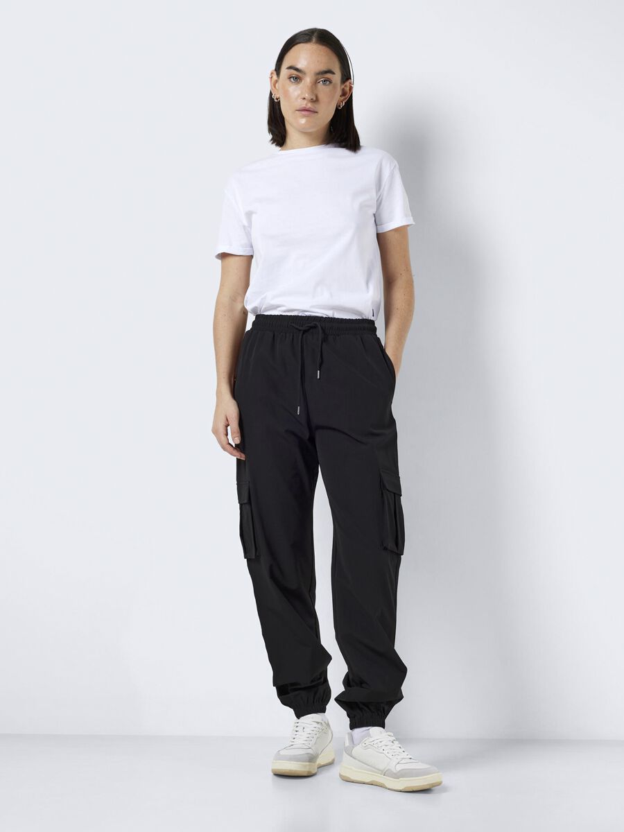 EMP "NMKirby HW Cargo Pants WVN NOOS" Cargohose Schwarz Von Noisy May