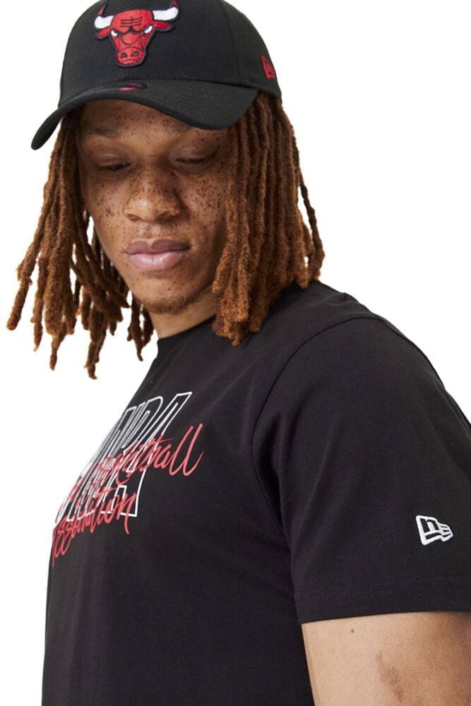 EMP "Script Tee - NBA Logo" T-Shirt Schwarz Von New Era - NBA