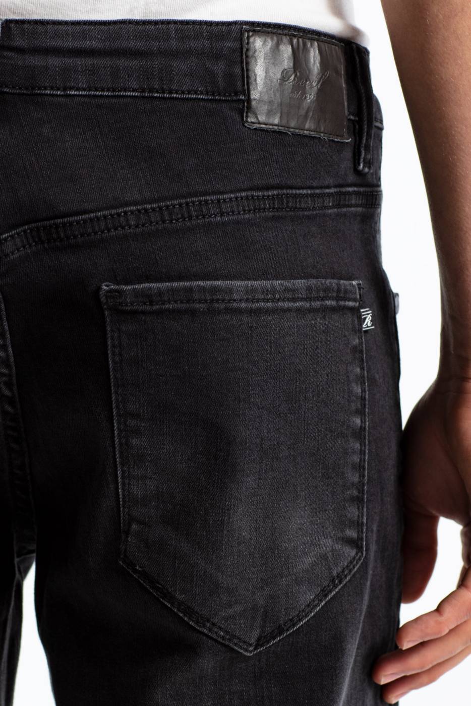 Reell Rafter Short 2