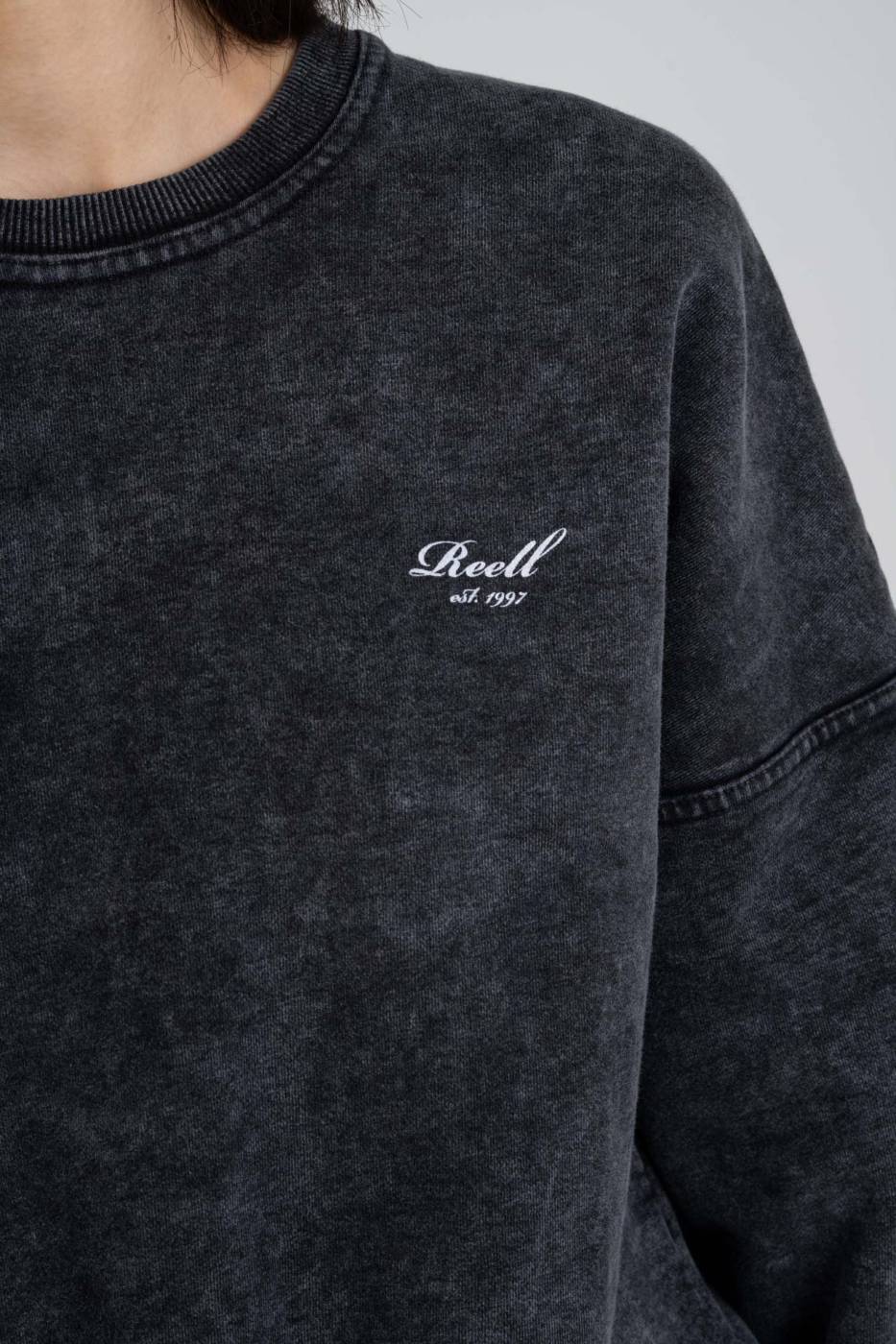 Reell Women Amara Crewneck