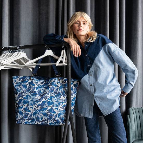 Reisenthel Shopper XL Flora Blue (Strandtasche,blau)