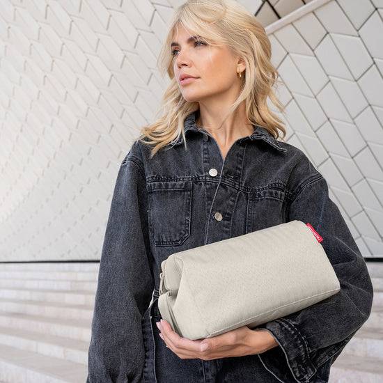 Reisenthel Travelcosmetic Herringbone Sand (Kulturbeutel,hellbraun)