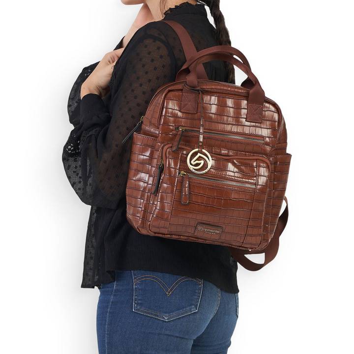 Remonte Artikelnummer Q0520-25 Remonte Rucksack Glanzbraun