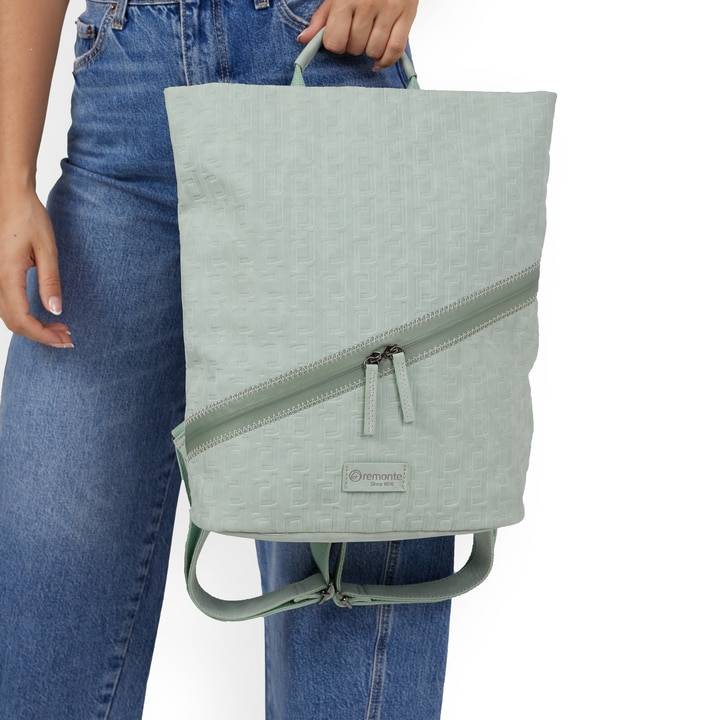 Remonte Artikelnummer Q0525-52 Remonte Rucksack Mintgrün