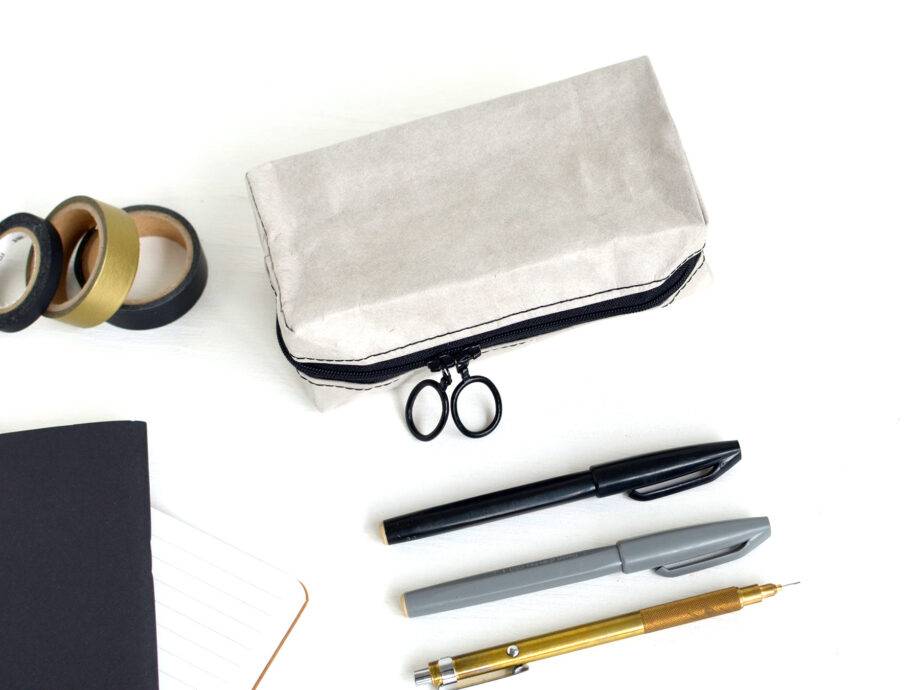 Renna Deluxe Individualisiertes Federmäppchen Mit Monogramm Grau