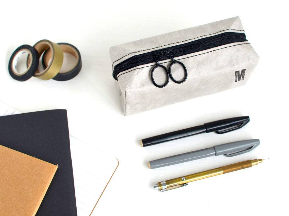 Renna Deluxe Individualisiertes Federmäppchen Mit Monogramm Grau