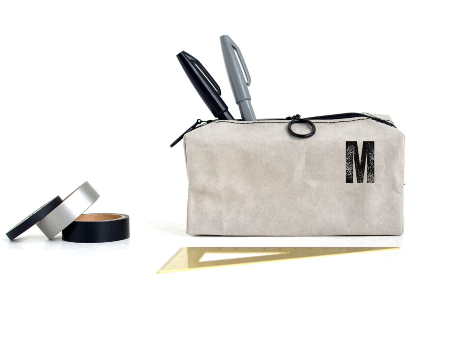 Renna Deluxe Individualisiertes Federmäppchen mit Monogramm grau