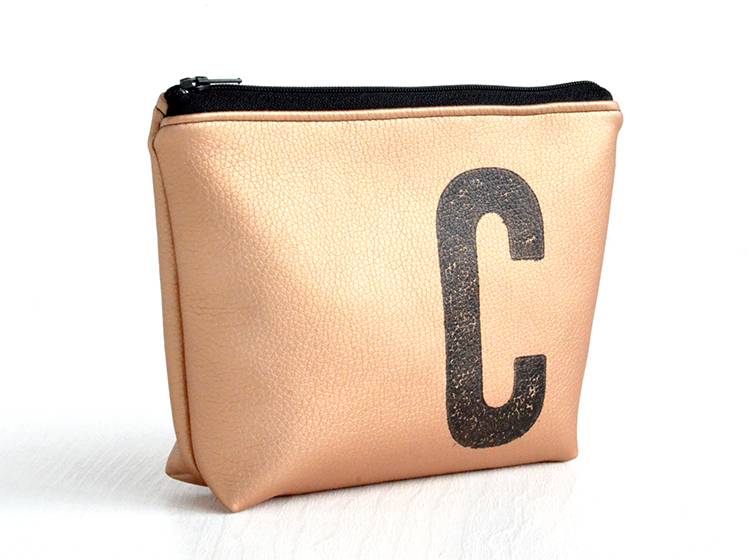 Renna Deluxe Kosmetiktasche Metallic KUPFER mit Buchstabe / vegan