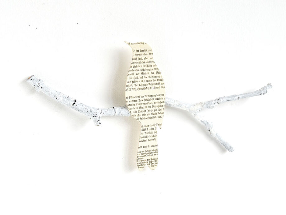 Renna Deluxe Amsel In Fraktur Auf Dem Ast