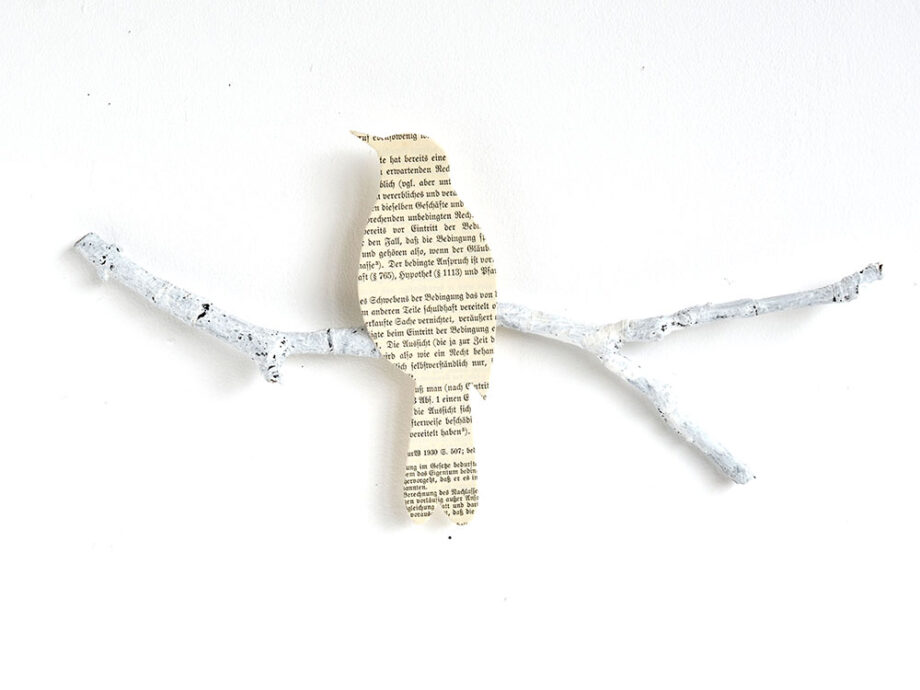 Renna Deluxe Amsel in Fraktur auf dem Ast