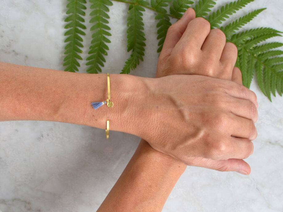 Renna Deluxe Armreif Mit Farn In Gold