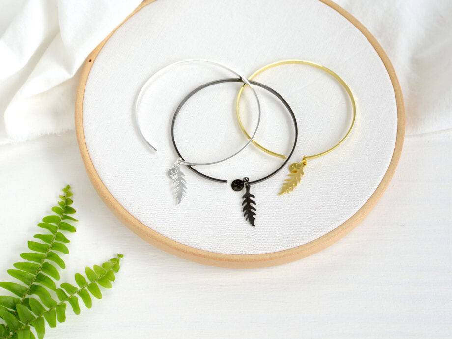 Renna Deluxe Armreif Mit Farn In Silber