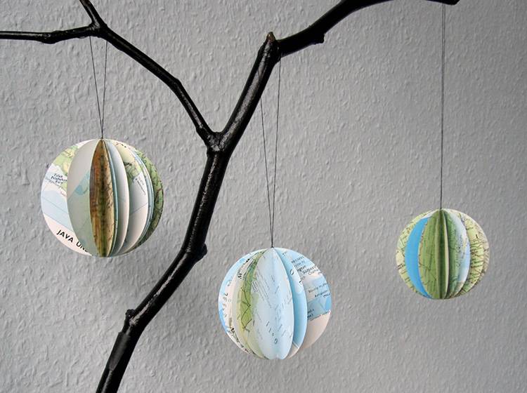 Renna Deluxe Atlas Weltkugel Globus Anhänger