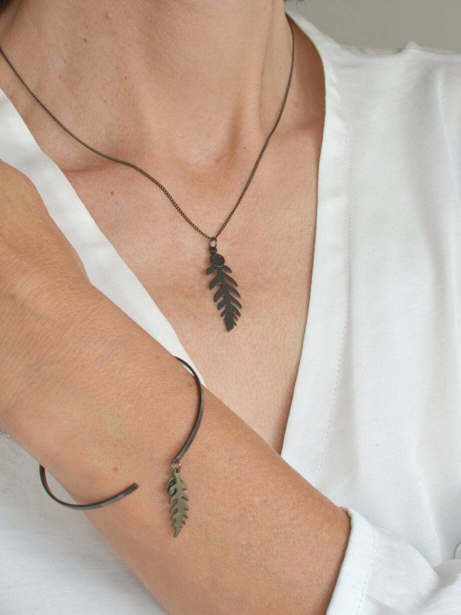 Renna Deluxe BLACK Edition Kette Mit Farn