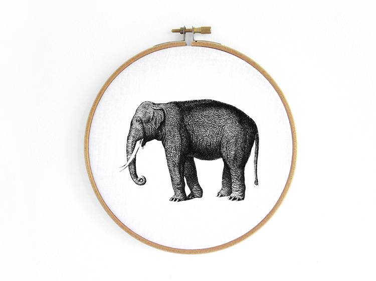 Renna Deluxe ELEFANT _ Bild im Stickrahmen