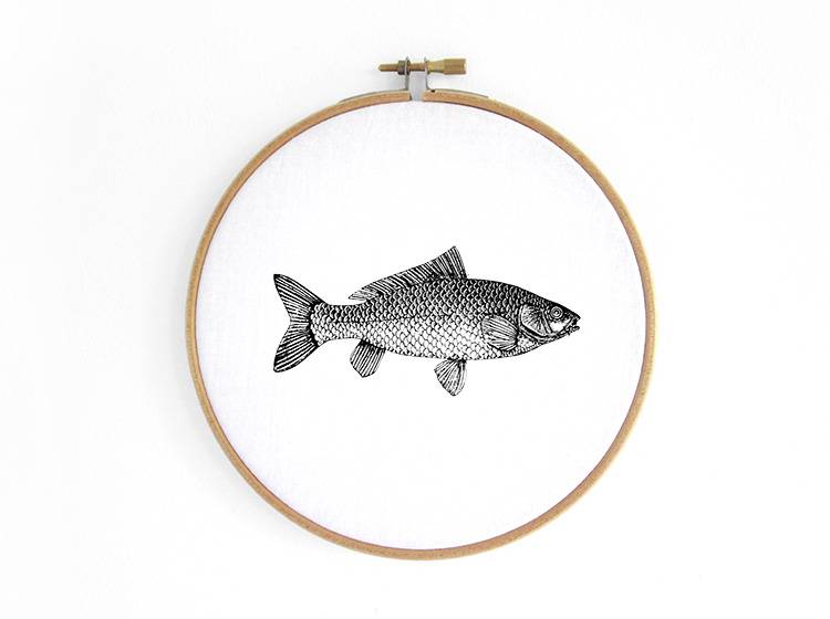 Renna Deluxe FISCH _ Bild im Stickrahmen