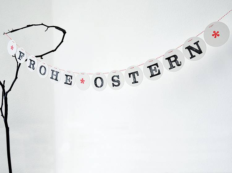 Renna Deluxe FROHE OSTERN Girlande