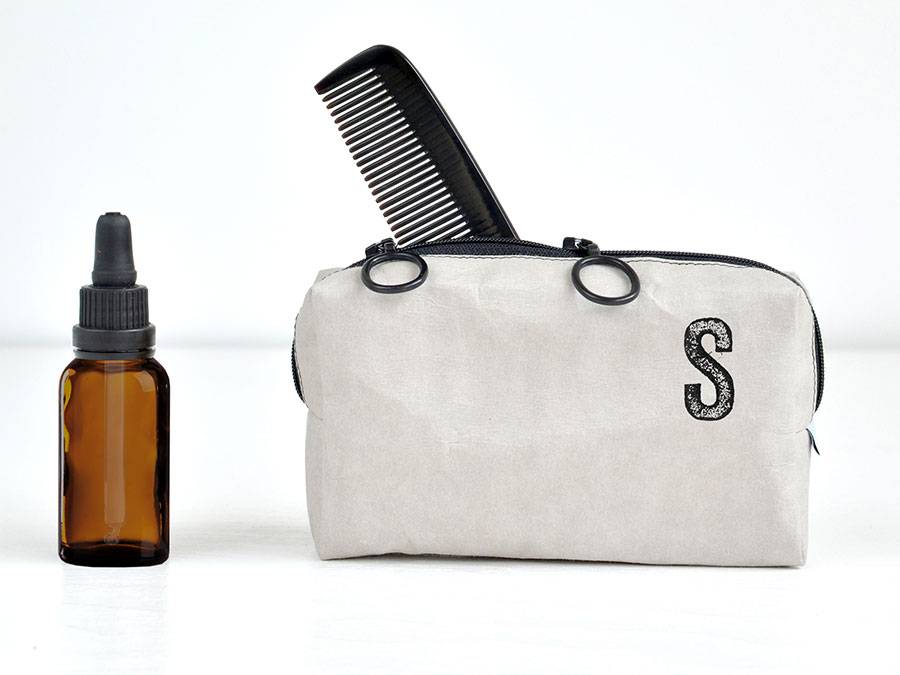 Renna Deluxe Kosmetiktasche mit Monogramm grau