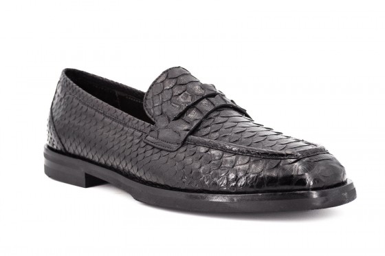 Riccardo Cartillone La bottega di Lisa 5551PIT. nero