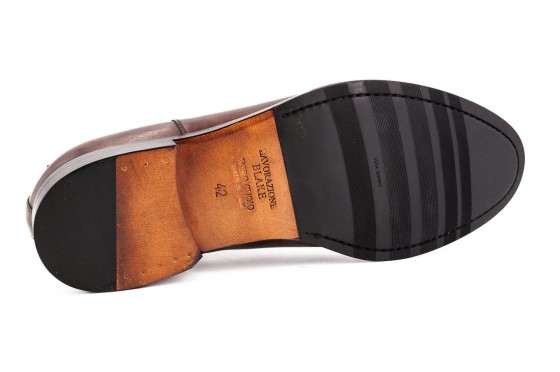 Riccardo Cartillone Riccardo Cartillone 11804 Mogano