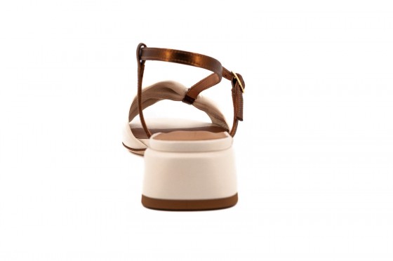 Riccardo Cartillone Riccardo Cartillone 2121MUSA Milk