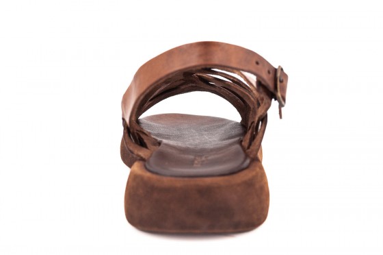 Riccardo Cartillone Brador 85-506 Mogano