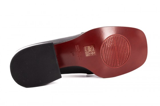 Riccardo Cartillone Chie Mihara BROCHI Nero