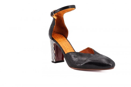 Riccardo Cartillone Chie Mihara E-DARI nero