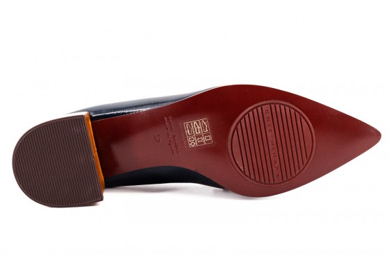 Riccardo Cartillone Chie Mihara JEY Navy