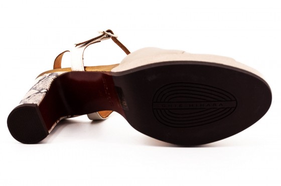 Riccardo Cartillone Chie Mihara JOSINA Leche