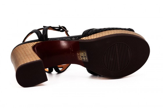 Riccardo Cartillone Chie Mihara KEGY Nero