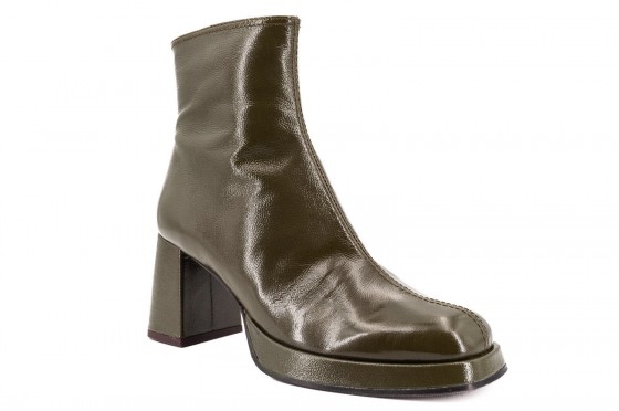 Riccardo Cartillone Chie Mihara KENTIN Fango