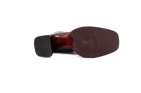 Riccardo Cartillone Chie Mihara KERY Nero