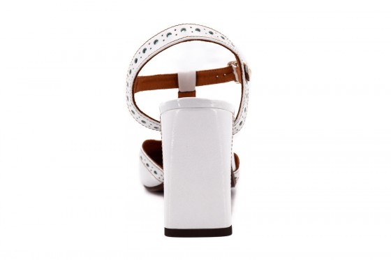 Riccardo Cartillone Chie Mihara MIRA Blanco