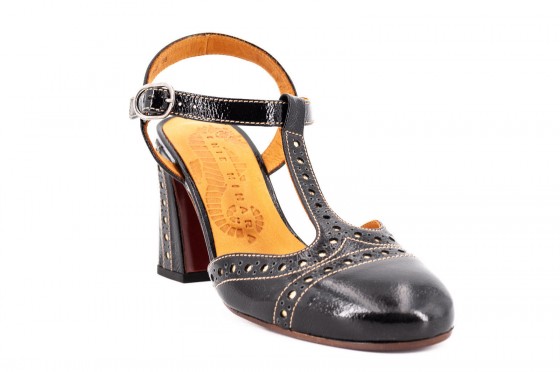 Riccardo Cartillone Chie Mihara MIRA nero