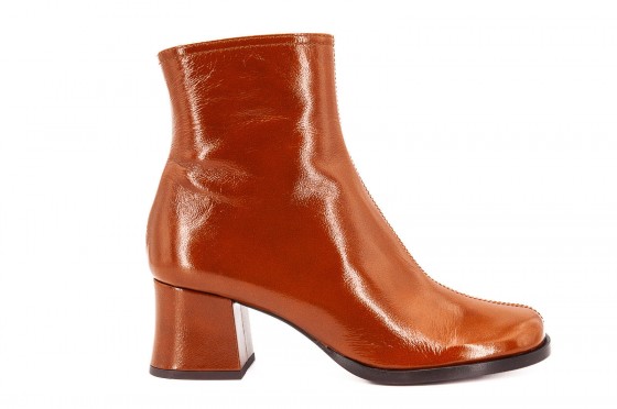 Riccardo Cartillone Chie Mihara TAKUN Cuero