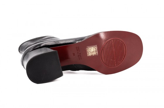 Riccardo Cartillone Chie Mihara TAKUN Nero