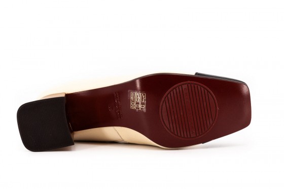 Riccardo Cartillone Chie Mihara VOLKIRIA41 Nero