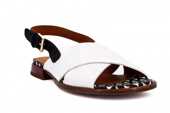 Riccardo Cartillone Chie Mihara WANTER blanco