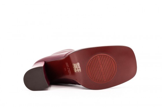 Riccardo Cartillone Chie Mihara XENTIL Grape