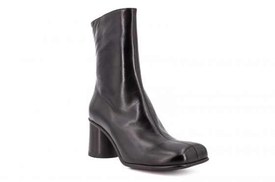 Riccardo Cartillone La bottega di Lisa 052 nero