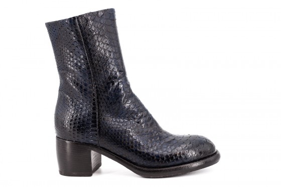 Riccardo Cartillone La Bottega Di Lisa 900PIT Blau