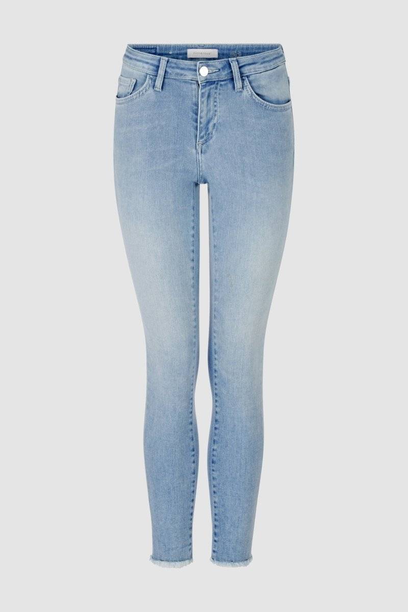 Eich & Royal Denim In Figurnahem Schnitt