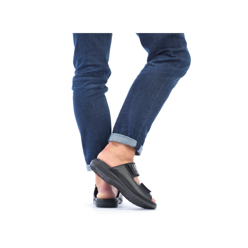 Rieker Artikelnummer 25590-00 Rieker Herren Pantoletten Glanzschwarz